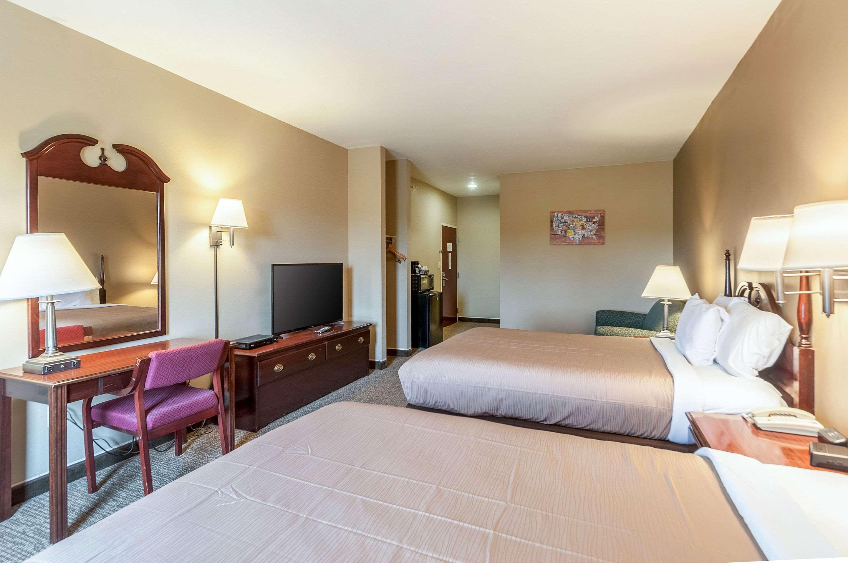 Econo Lodge Inn & Suites Middletown Esterno foto